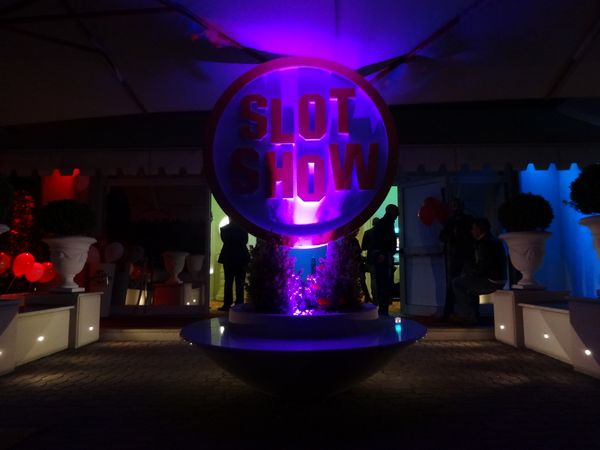 Inaugurazione di grande stile per lo SLOT SHOW PESCIA