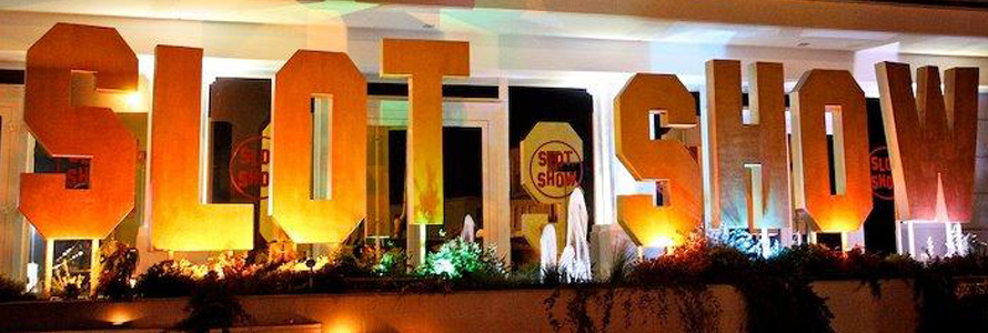 Venerdì 30 Settembre serata di musica live allo Slot Show di Lido di Camaiore